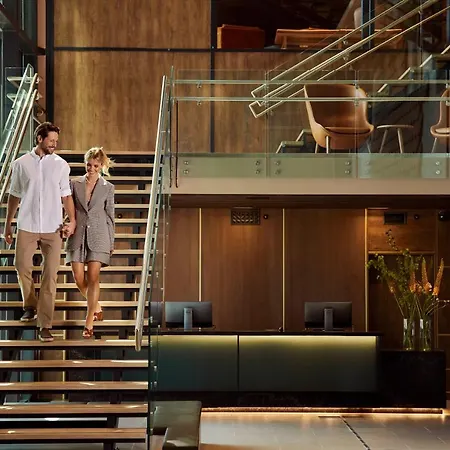 The Well Отель Колбот