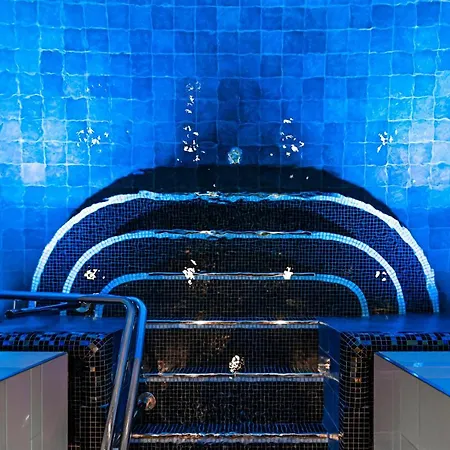 Hotel The Well 4*