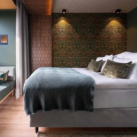 The Well Hotel